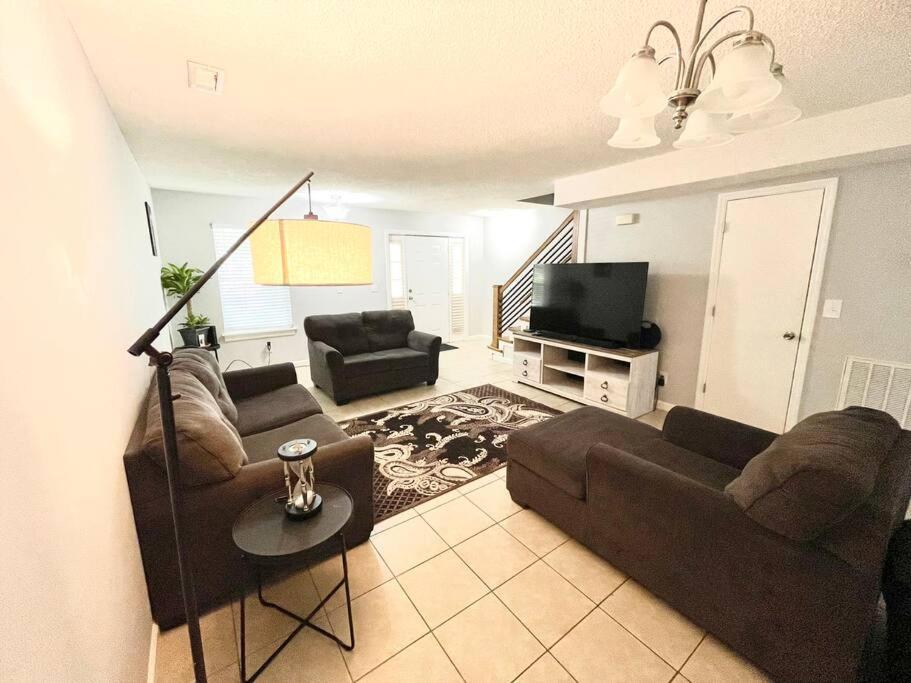 Lovely 2-Bedroom Condo W/Balcony And Free Parking Nashville Ngoại thất bức ảnh