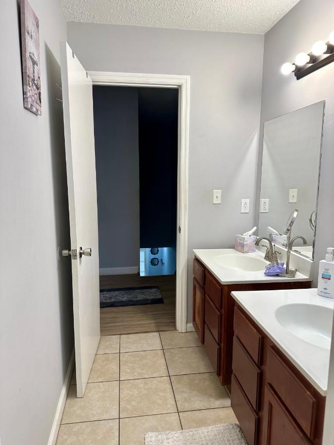 Lovely 2-Bedroom Condo W/Balcony And Free Parking Nashville Ngoại thất bức ảnh
